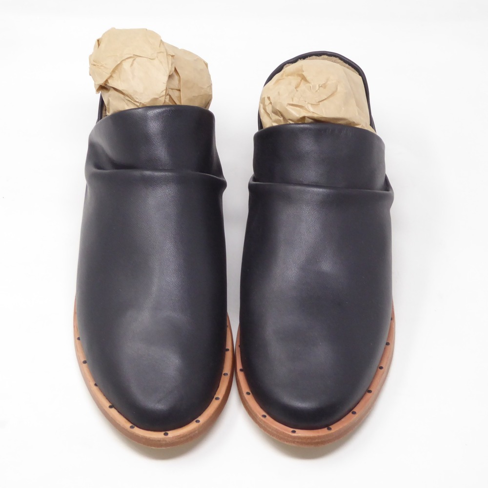 NEW Beek Womens Puffin Booties Black Leather Handcrafted Size 9 - Picture 4 of 9